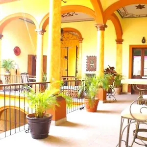 4* Hotel Alebrije Boutique